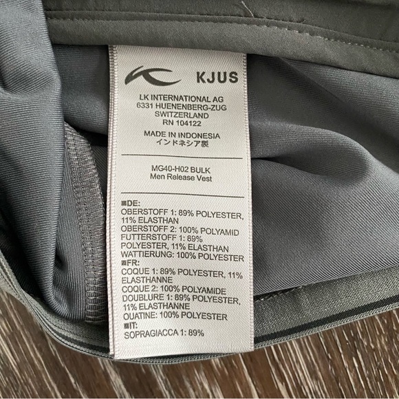 Kjus black insulated Release Vest men’s Large NWT Original MSRP $249 - Picture 7 of 8